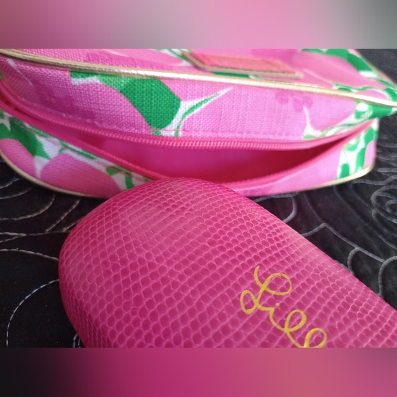 Lilly Pulitzer Pink Floral Cosmetics Bag and Pink Lily Pulitzer Eye Wear Case - Picture 6 of 15